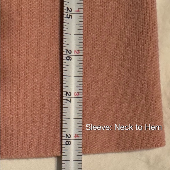 Le Lis Cropped Sweater SZ Large - Picture 12 of 12